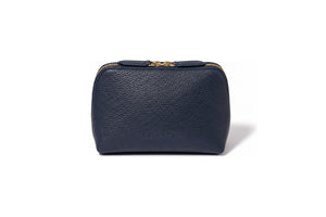 THE ESSENTIALS CLUTCH