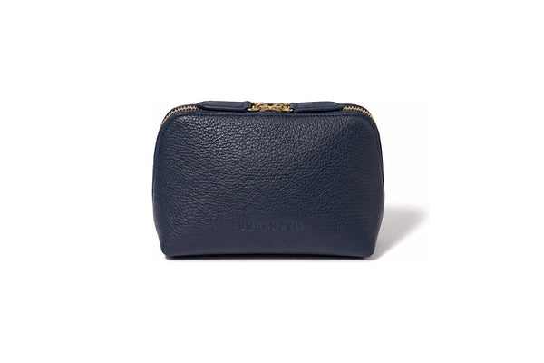 THE ESSENTIALS CLUTCH
