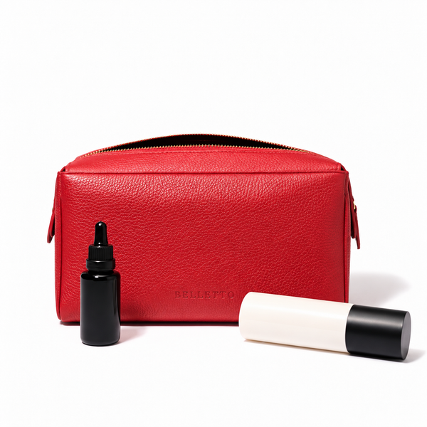 THE ESSENTIALS CLUTCH